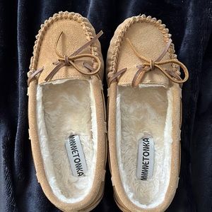 Women’s size 7 moccasins